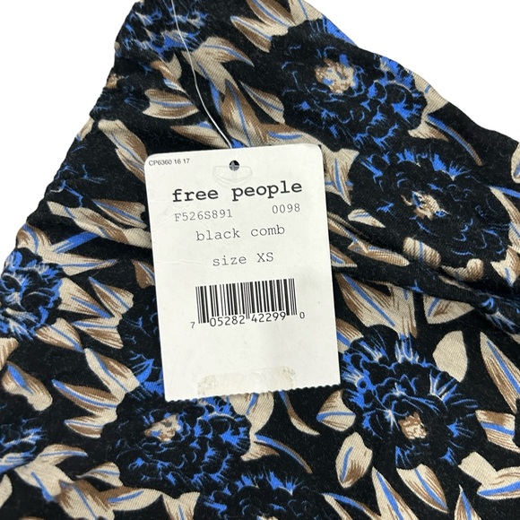 Free People Essential Scrunch Mini Skirt Black Blue Combo Floral Size XS NWT - Picture 5 of 7